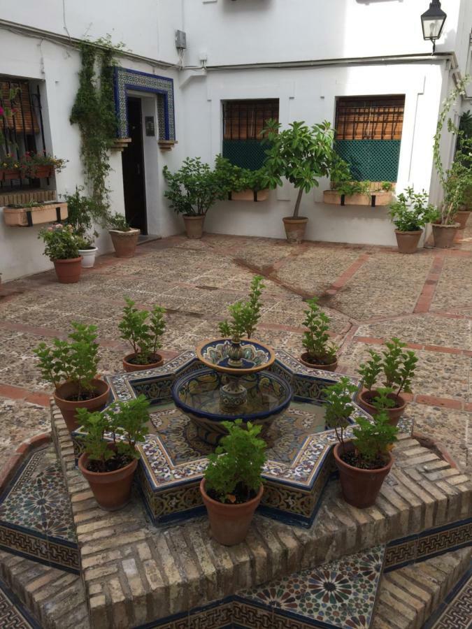 El Patio De La Aljama Apartment กอร์โดบา ภายนอก รูปภาพ