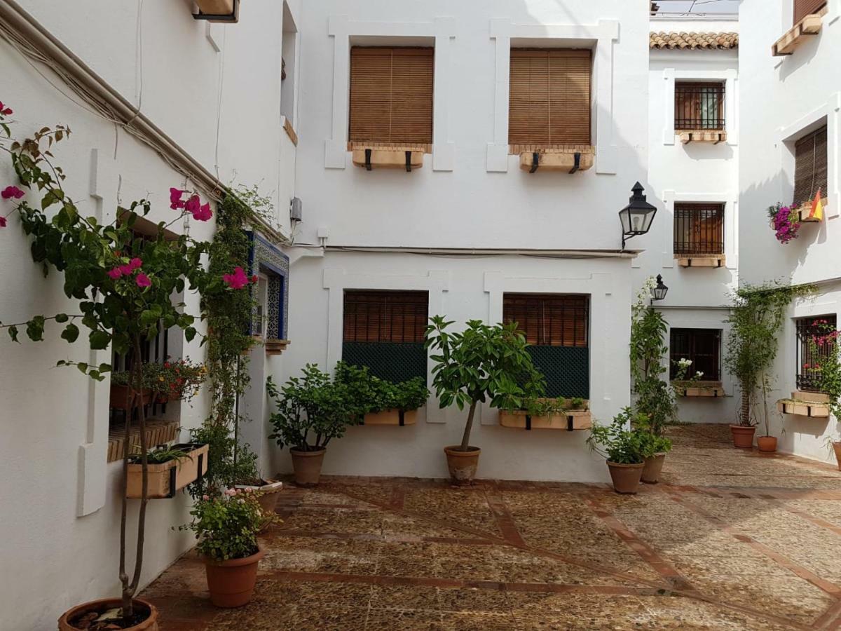 El Patio De La Aljama Apartment กอร์โดบา ภายนอก รูปภาพ